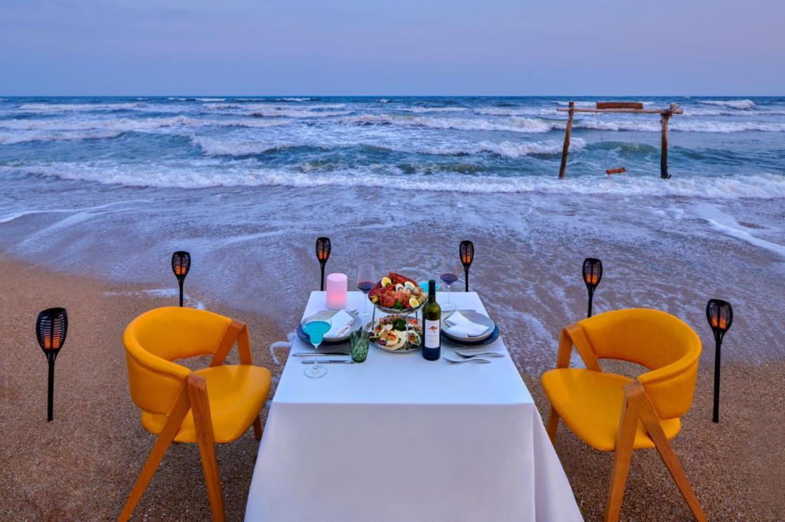 Dusit Thani Shuangyue Bay Resort Huizhou Huidong Exteriör bild