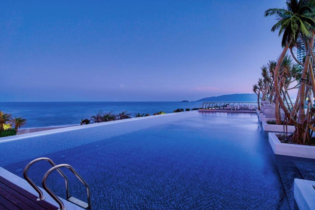 Dusit Thani Shuangyue Bay Resort Huizhou Huidong Exteriör bild